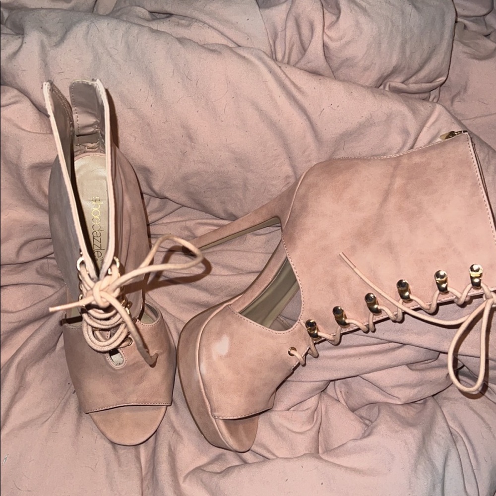 Shoedazzle. 5 inch heels. 7.5. Blush Pink
